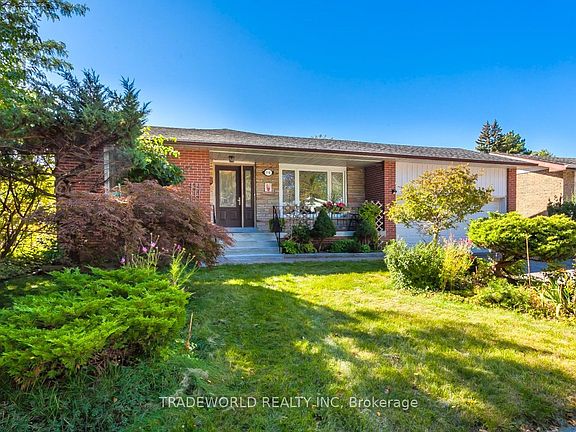3rd image of 70 Fulbert Cres