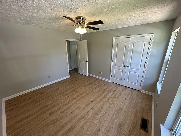 331 West Ave #A — Photo 8