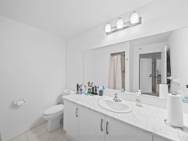 429 Dougall Ave — Photo 24