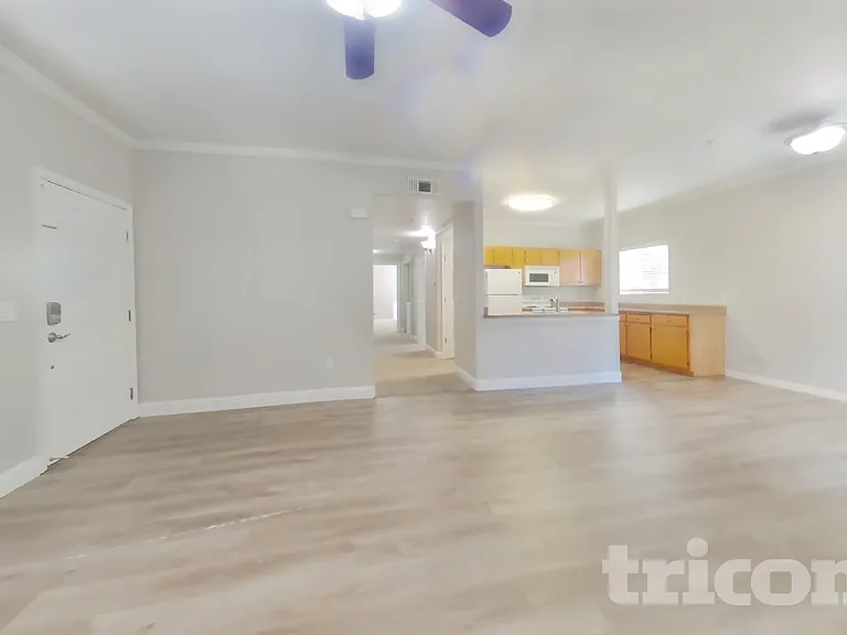 10001 Woodcreek Oaks Blvd #217 — Photo 2