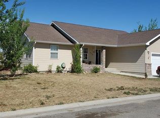 570 Santa Fe Trl, Powell, WY 82435