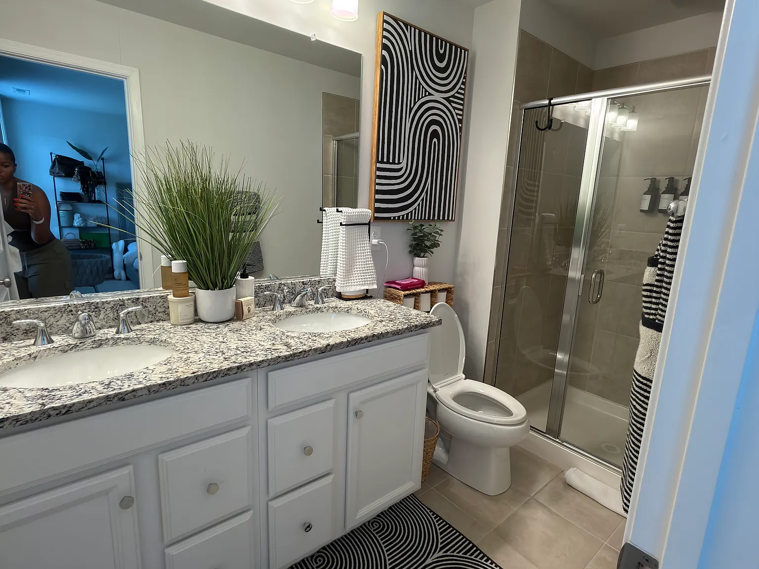 3 bed, 2.5 bath, 1464 sqft, $2,450 — Photo 2
