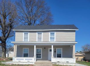410 W Versailles Ave, California, MO 65018
