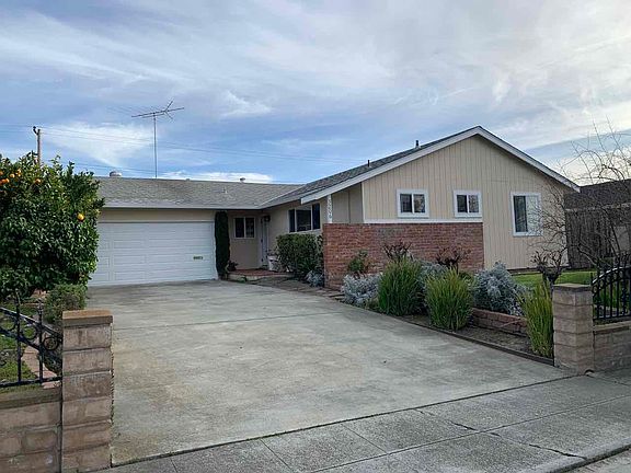 2nd image of 3206 Zion Ln