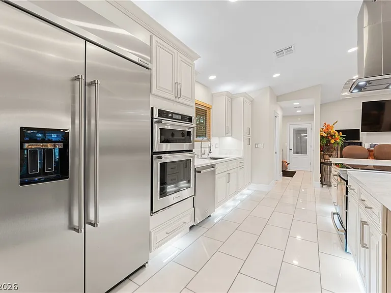6808 Obannon Dr — Photo 10
