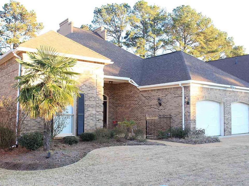 1st image of 3027 E Fairway Dr