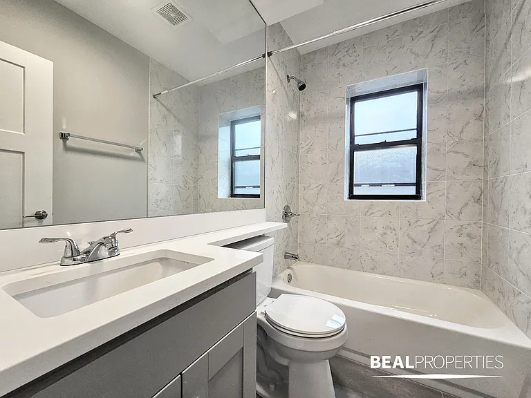 1133-1139 Oak Ave — Photo 17