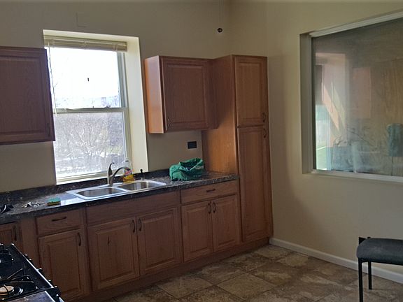 4th image of 10758 S Edbrooke Ave #2