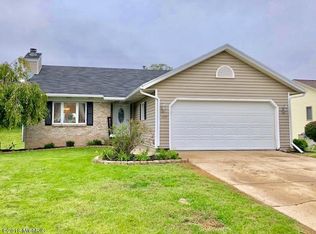1339 Springdale Dr SE, Grand Rapids, MI 49508