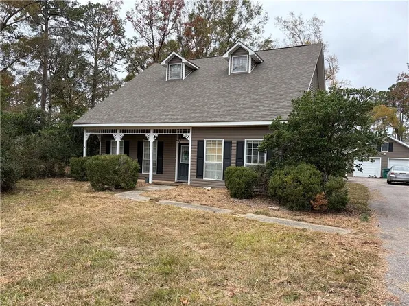 11063 Ragan Ln, Ponchatoula, LA 70454