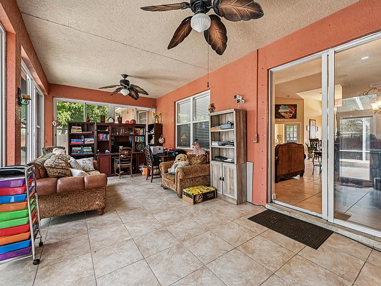 3044 SW Savona Blvd — Photo 36
