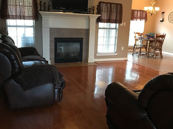 3rd image of 345 Honey Hill Dr