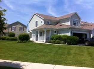 671 Chestnut Rdg, Minooka, IL 60447