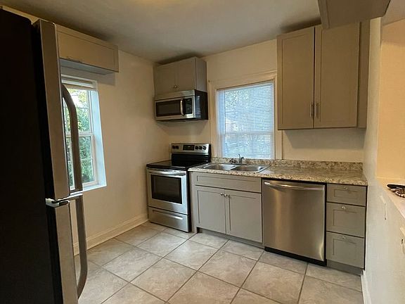 5th image of 230 N Hume Ave #1