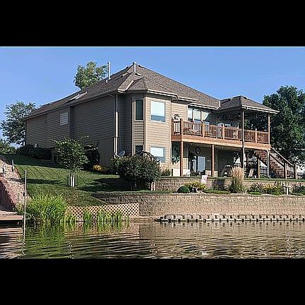 4th image of 19605 Lakeside Cir