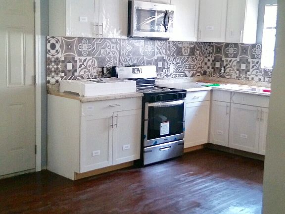 3rd image of 2609 N Adams Ave