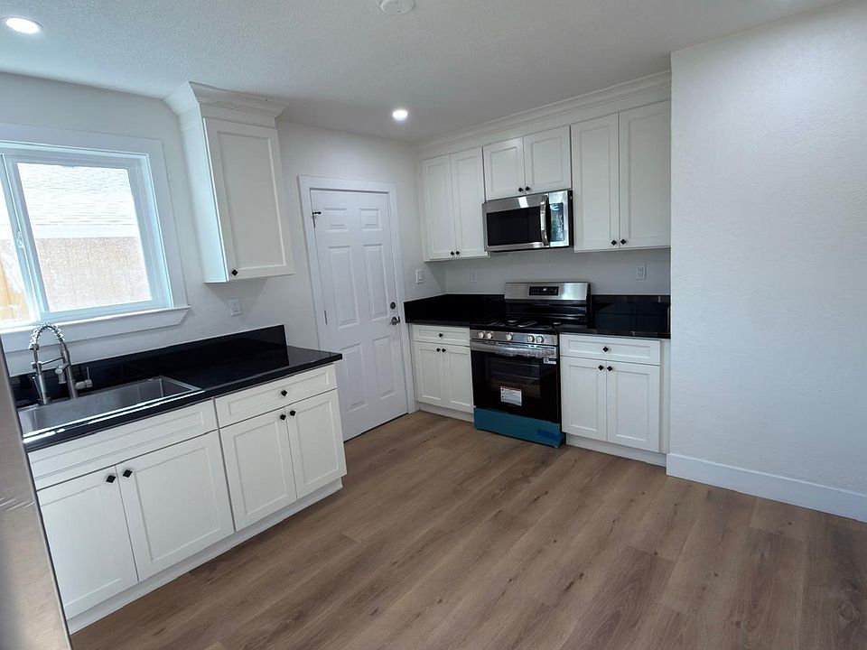 Kitchen With Side Door