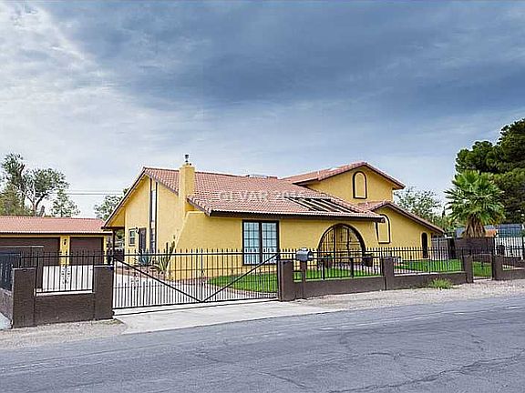 2nd image of 5717 Avenida Silla