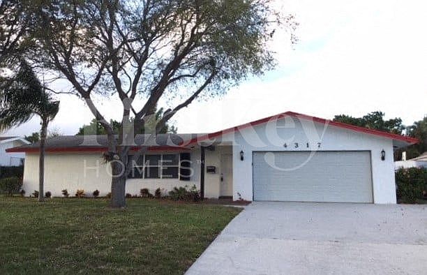 1st image of 4317 Honeysuckle Ave
