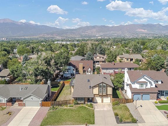4th image of 2680 Fairway Dr