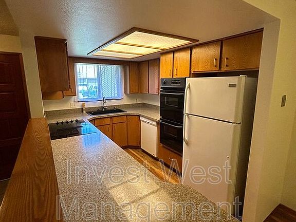 5th image of 13844 NW 10th Ct APT B