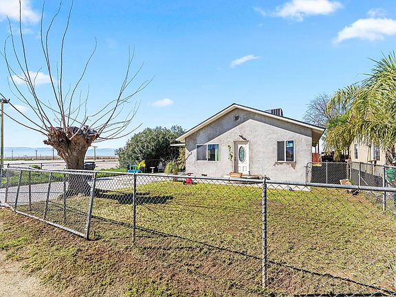 2nd image of 25473 Barbara St