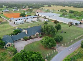 7429 Grubbs Rd, Aubrey, TX 76227