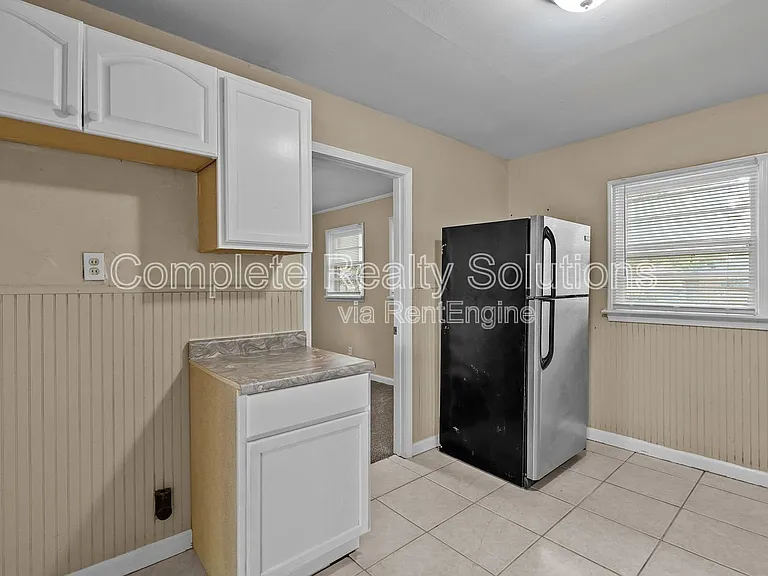 1132 Redman Blvd — Photo 9