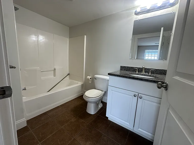 80 Main St #1 — Photo 9