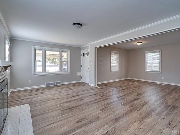 2nd image of 1606 Hearthstone Dr