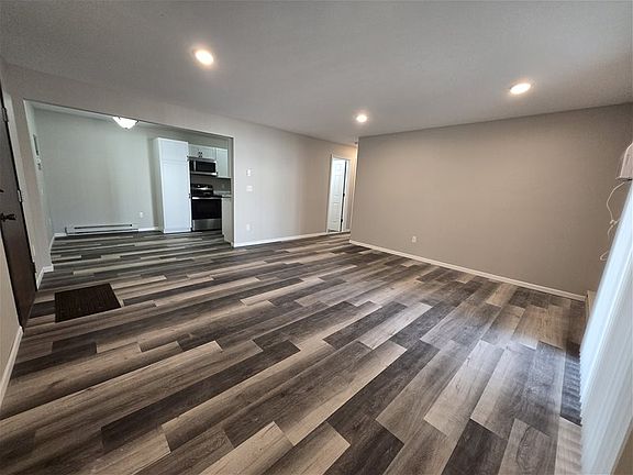 5th image of 2816 S 17th St APT 301