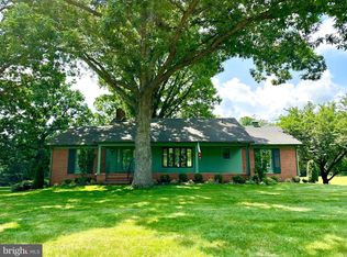 402 Hopewell Rd, Clear Brook, VA 22624