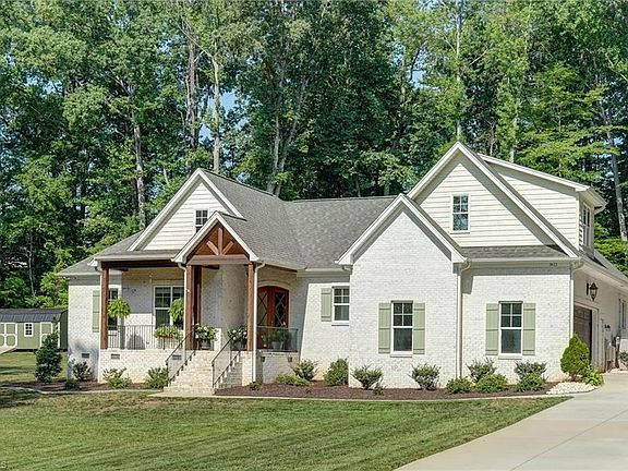 2nd image of 3611 Summit Lakes Dr