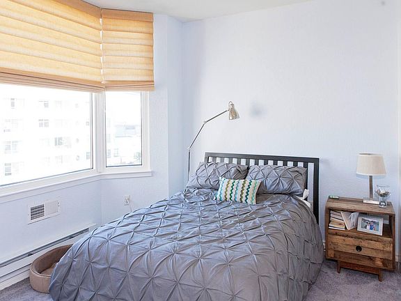 3rd image of 201 Harrison St APT 605
