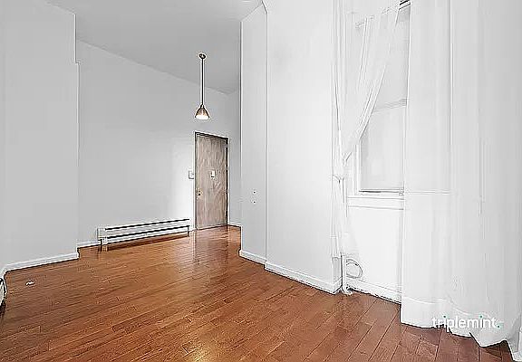 4th image of 259 Saint Nicholas Ave #1