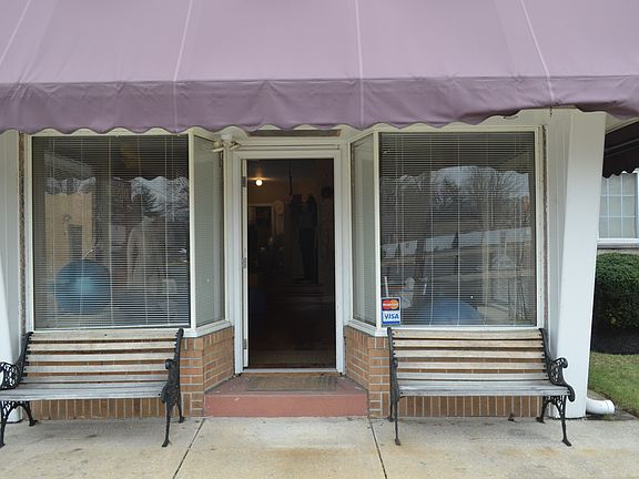 3rd image of 916 White Horse Pike