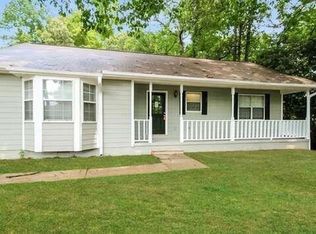 445 Lakeshore Dr, Stockbridge, GA 30281