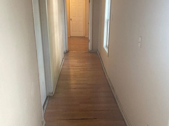 5th image of 304 E Missouri St