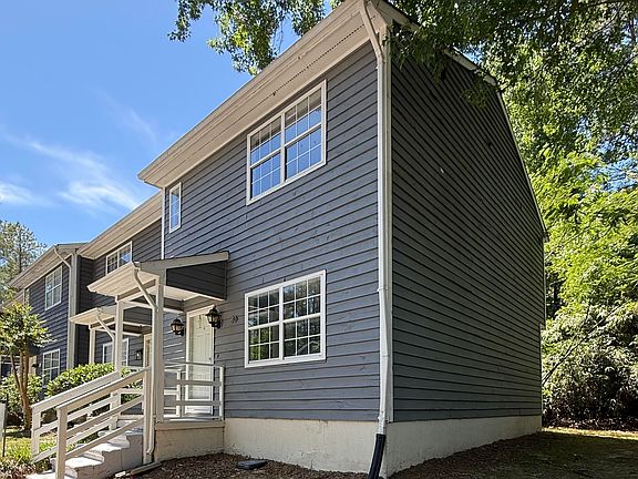 3rd image of 2146 Charles St APT 35
