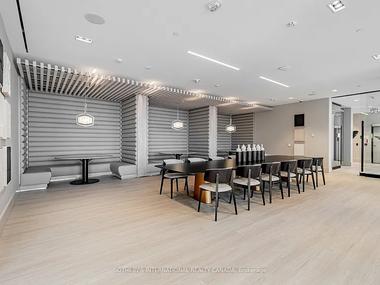 2020 Bathurst St #1221 — Photo 26