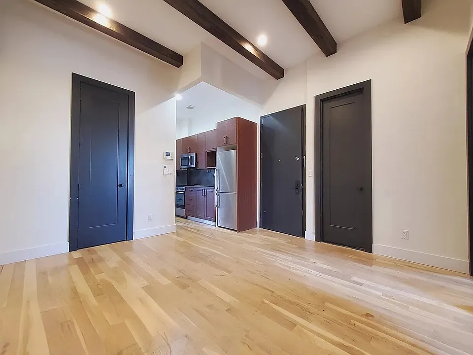 83 Havemeyer St #3