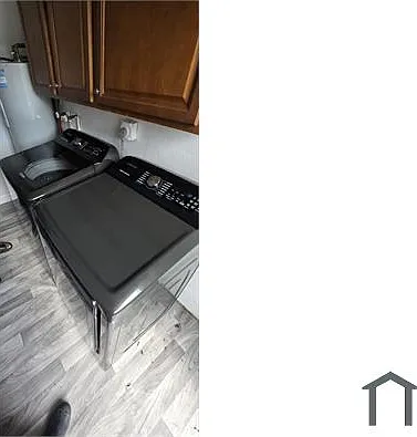 230 SW 2nd St — Photo 4