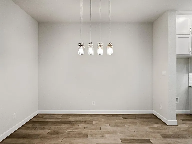 Dining Room, Perfect for Entertaining!