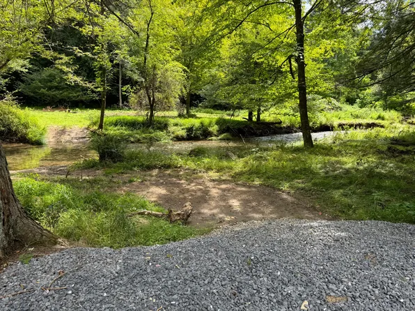 612 Narrows Creek Park Rd, Du Bois, PA 15801