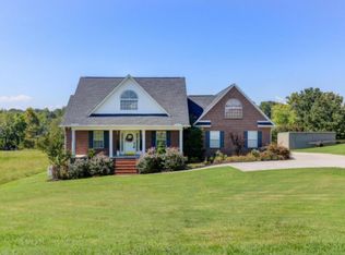 2811 Louisville Rd, Louisville, TN 37777