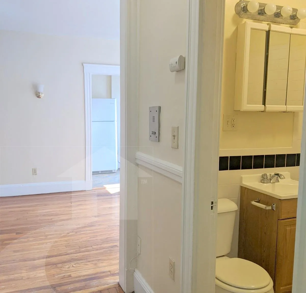 Studio, 400 sqft, $2,350 — Photo 2