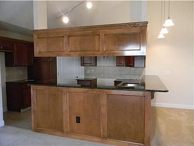 4th image of 11 Glen Mawr Cir