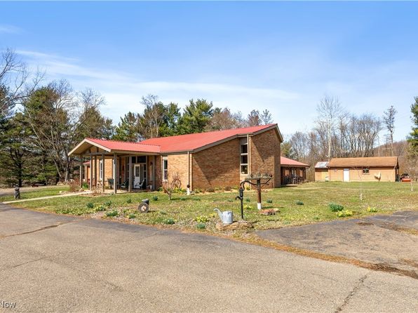 2709 County Road 11, Dillonvale, OH 43917