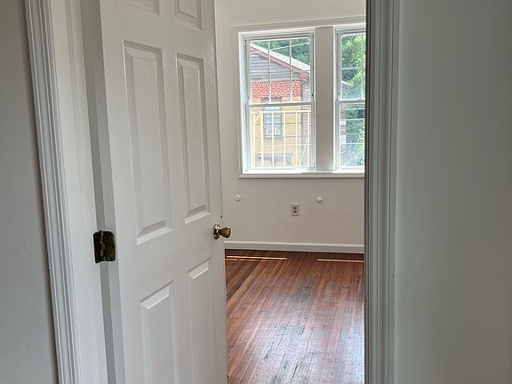 4th image of 602 South St APT 3