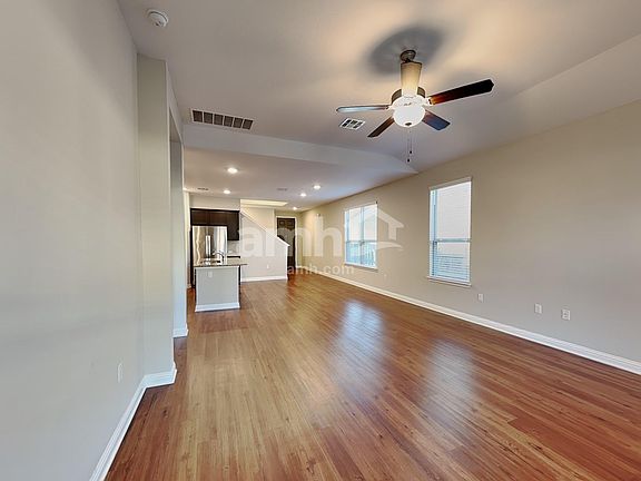 5th image of 8108 McKamy Dr